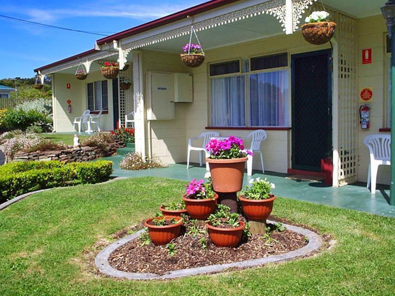 Wintersun Gardens Motel Bicheno Exterior photo